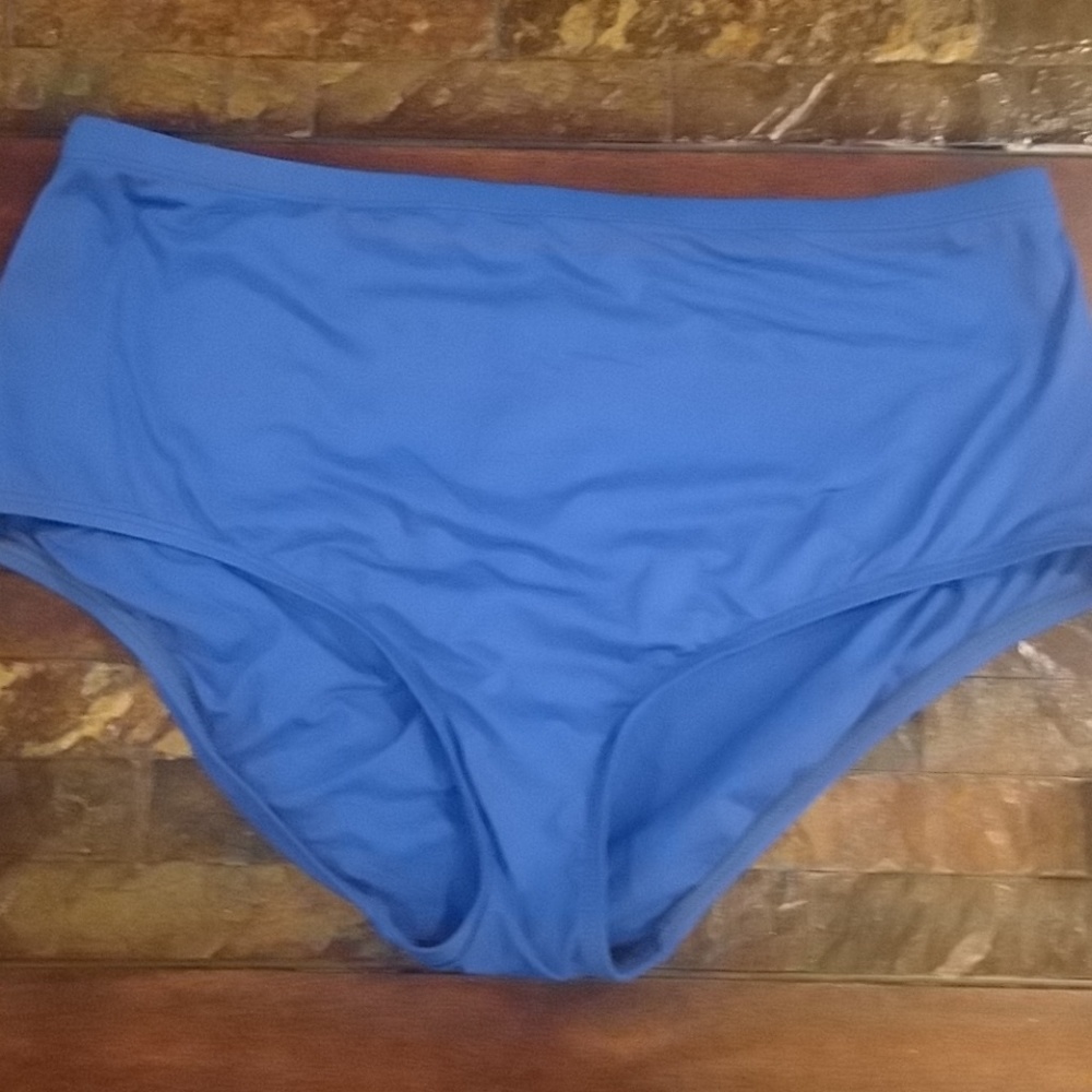 La Blanca Bottom